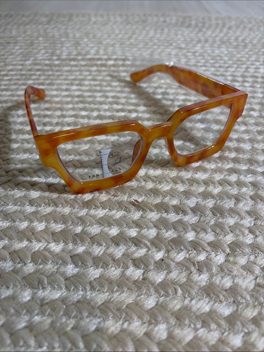 Ryan Simkhai Women’s Amber Tortoiseshell Square Reading Frame Glasses +1.25